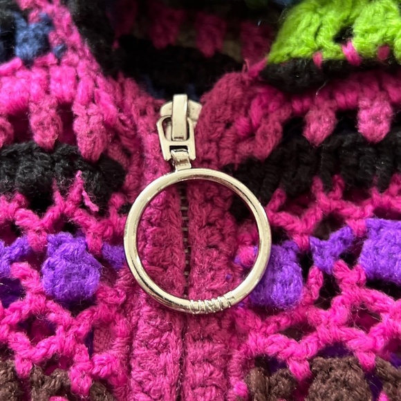 UNIF rainbow crochet melody sweater - Picture 7 of 7